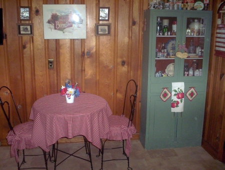 Hoosier Kitchen & Dining Room Springtime Main Image